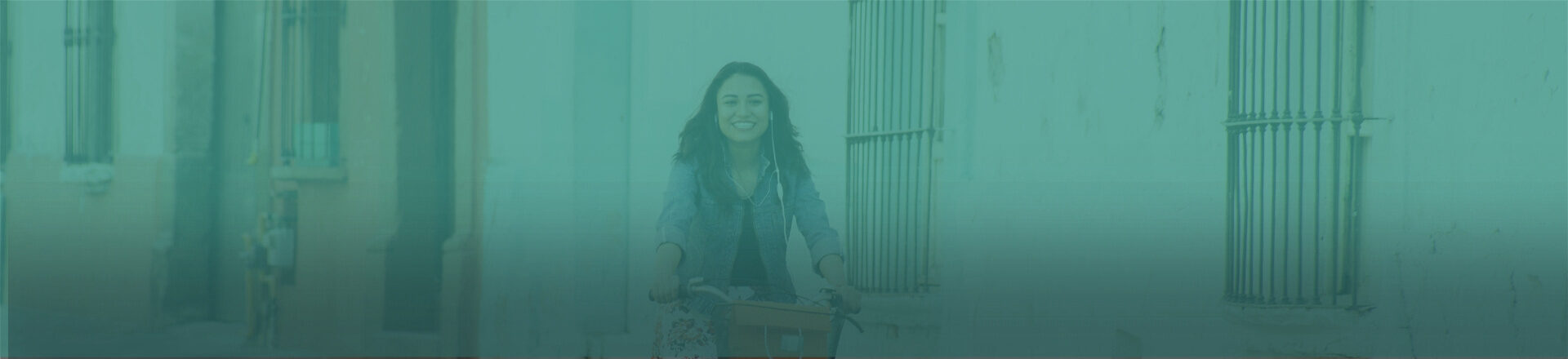 Subscribe to our newsletter and receive news, updates and information about the courses.